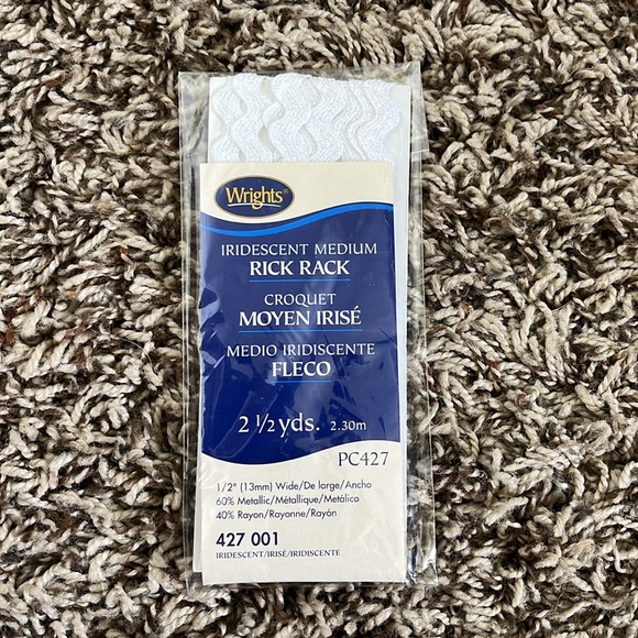 Wright’s Iridescent Medium Rick Rack 2.5 yards PC427 - Picture 3 of 7